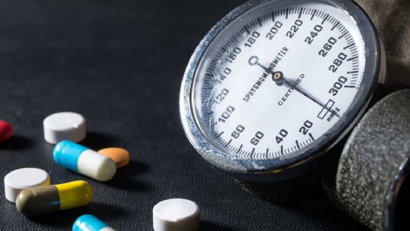 Uống thuốc huyết áp có ảnh hưởng đến gan không?