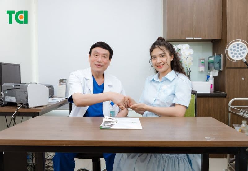 cách đọc chỉ số xét nghiệm nước tiểu bà bầu