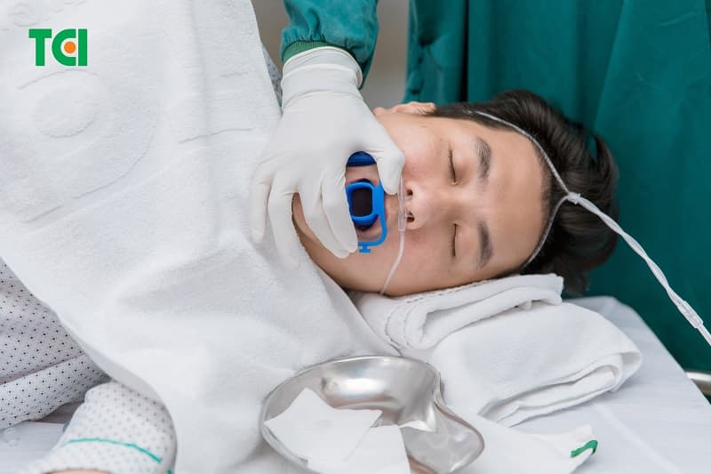 Nội soi là một trong những danh mục cần nhịn ăn