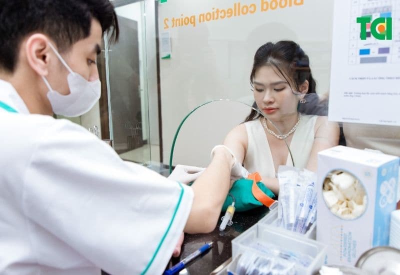 bầu nước tiểu bị đục