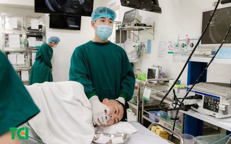 nội soi cắt polyp dạ dày