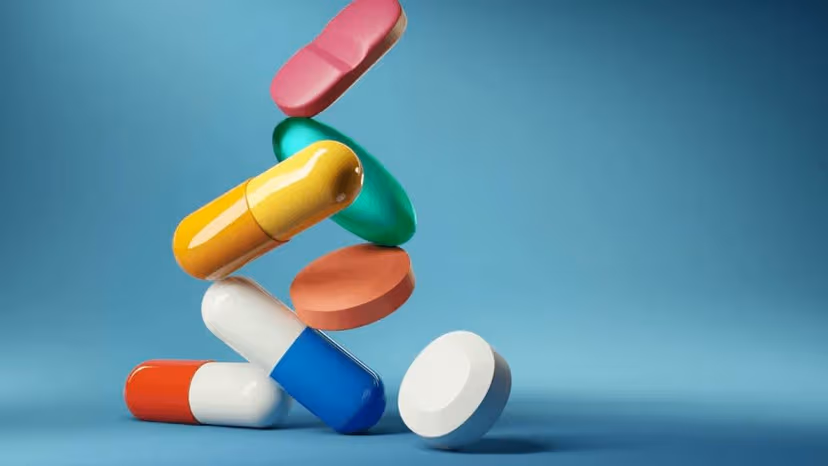 Sử dụng thuốc kháng sinh điều trị viêm tủy răng không hồi phục