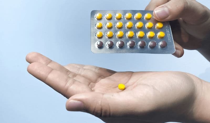 thuốc tránh thai có ảnh hưởng tuyến giáp