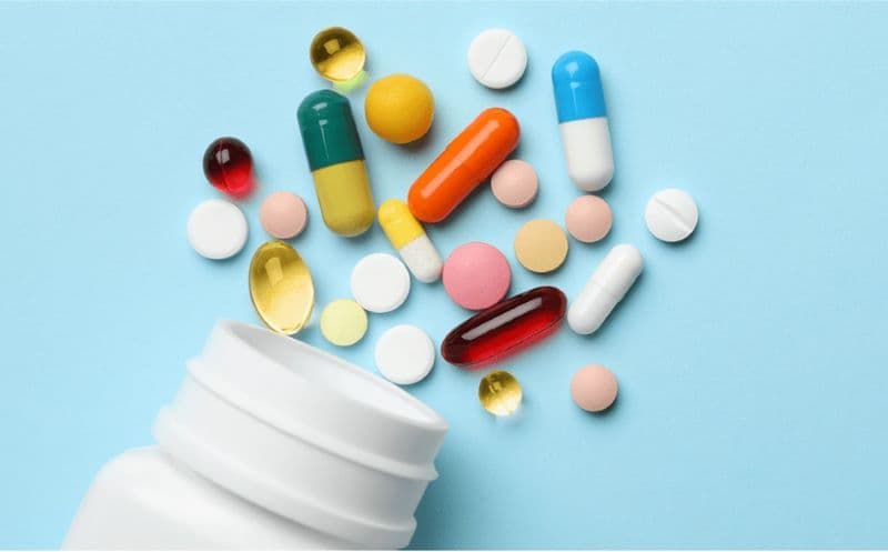 trẻ uống kháng sinh 3 ngày có được không