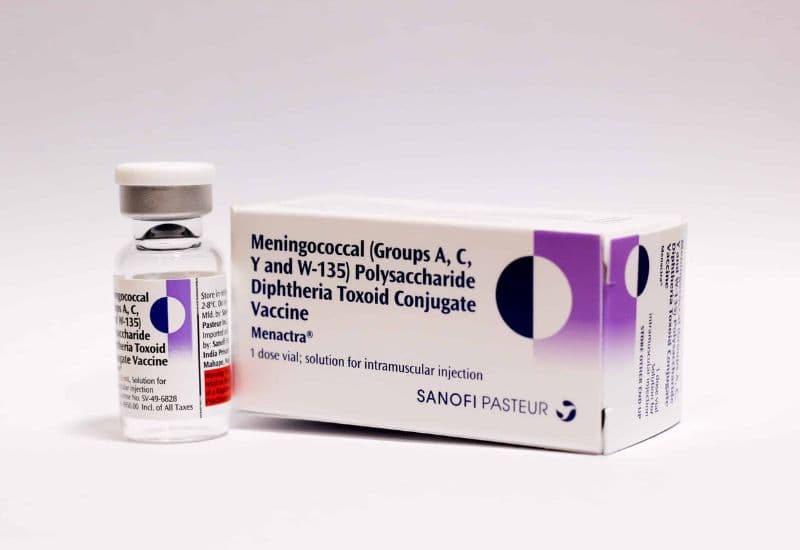 vắc xin viêm màng não mô cầu acyw