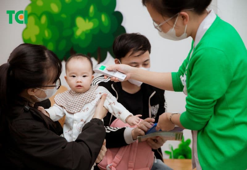 vắc xin viêm màng não mô cầu acyw