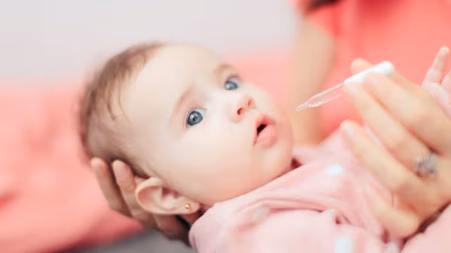 Vitamin D cho trẻ sơ sinh uống khi nào?