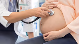 Bề cao tử cung theo tuổi thai thay đổi thế nào?