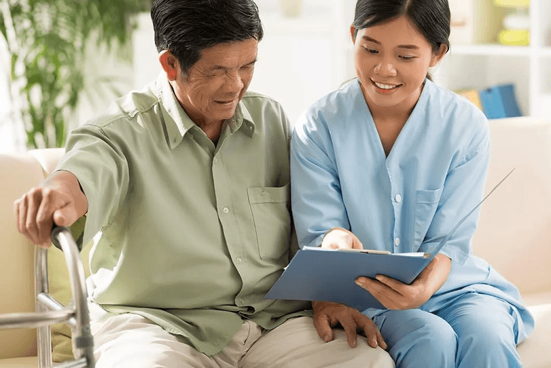 90 tuổi huyết áp bao nhiêu là bình thường