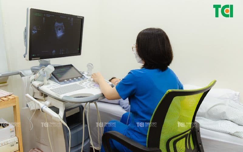 thai nhi 9 tuần tuổi phát triển như thế nào