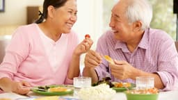 Chế độ ăn cho người già bị tiểu đường