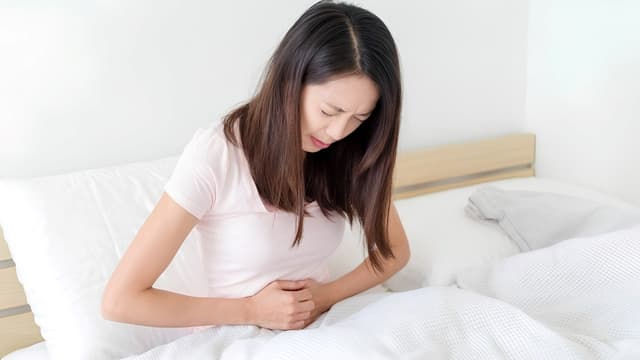 Dấu hiệu u nang buồng trứng ở tuổi dậy thì