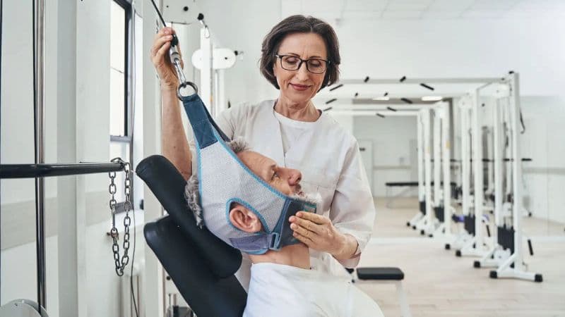 chống chỉ định kéo giãn cột sống cổ