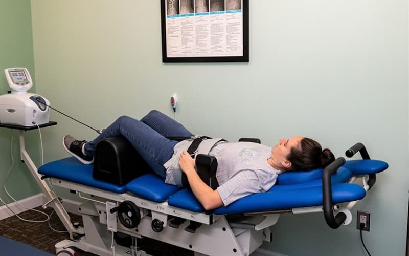 quy trình kéo giãn cột sống thắt lưng