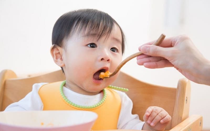 phô mai cho bé dị ứng đạm bò