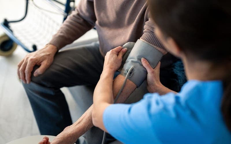 điều trị suy tim ở người cao tuổi