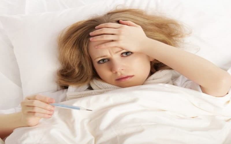 hiện tượng sốt co giật ở người lớn
