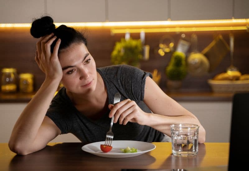nhổ răng bao lâu thì tiêu xương