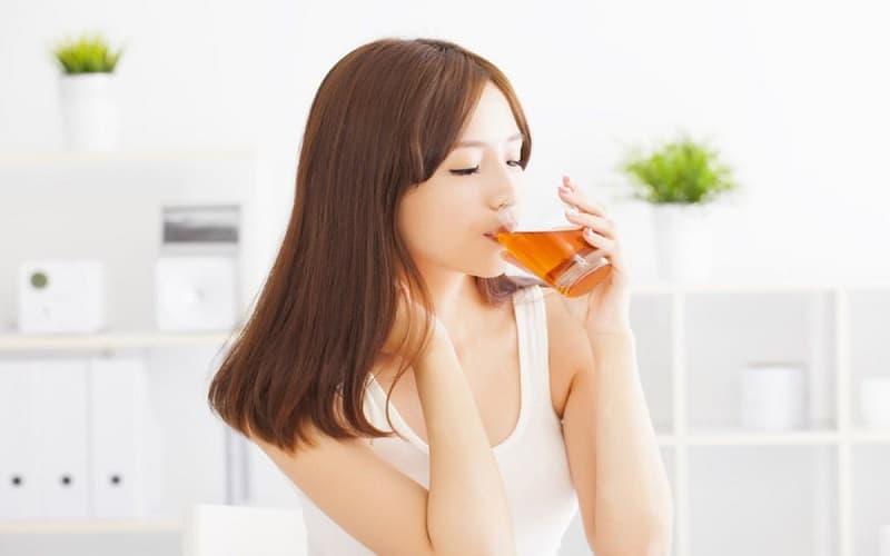 sau sinh uống táo đỏ kỷ tử được không