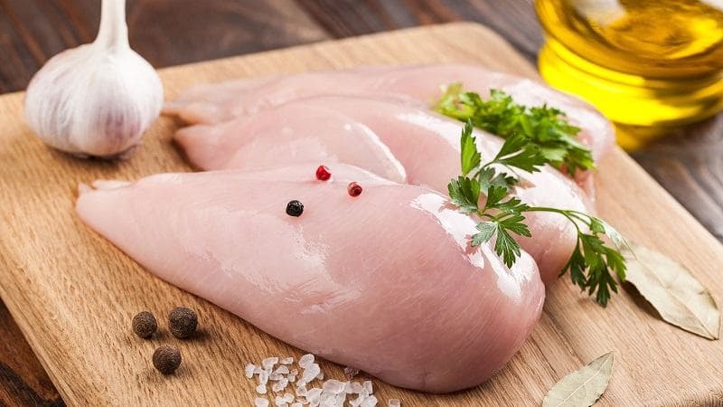 suy thận có ăn được thịt gà không