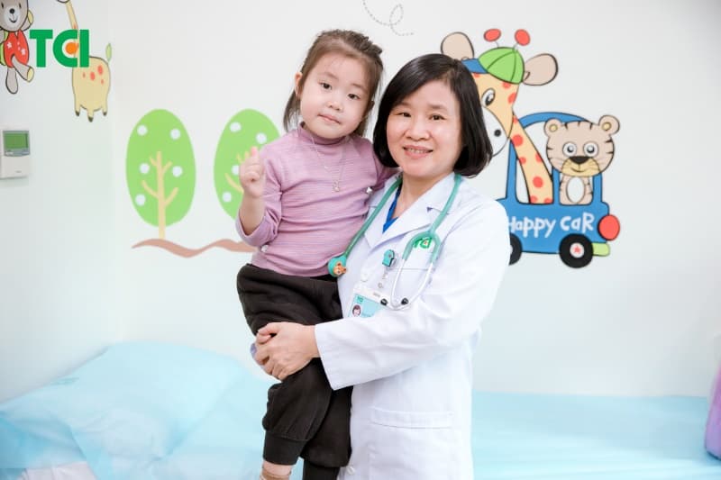 trẻ em bị phát ban nhưng không sốt