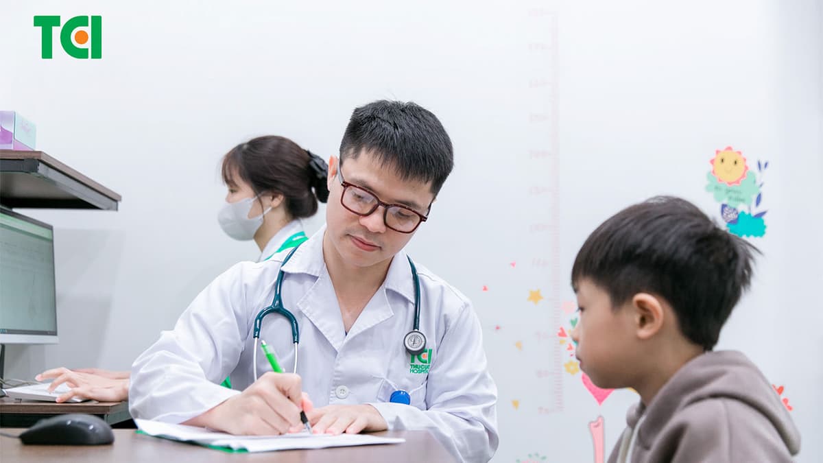Danh sách bác sĩ nhi khoa giỏi tại Thanh Trì được ba mẹ đánh giá cao