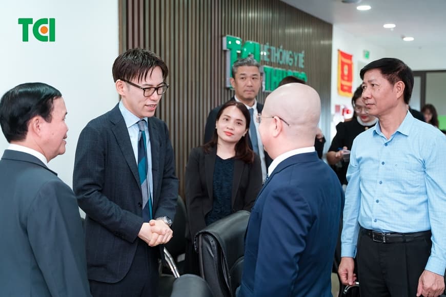 PGS.TS.BS Masashi Misawa trong sự hội thảo khoa học Cập nhật Công nghệ siêu nội soi Endocyto từ Nhật Bản