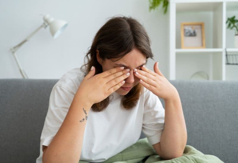 bà bầu có dùng được nước mắt nhân tạo không