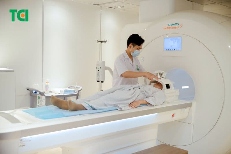 Tầm quan trọng và cách đánh giá tổn thương mạch máu não
