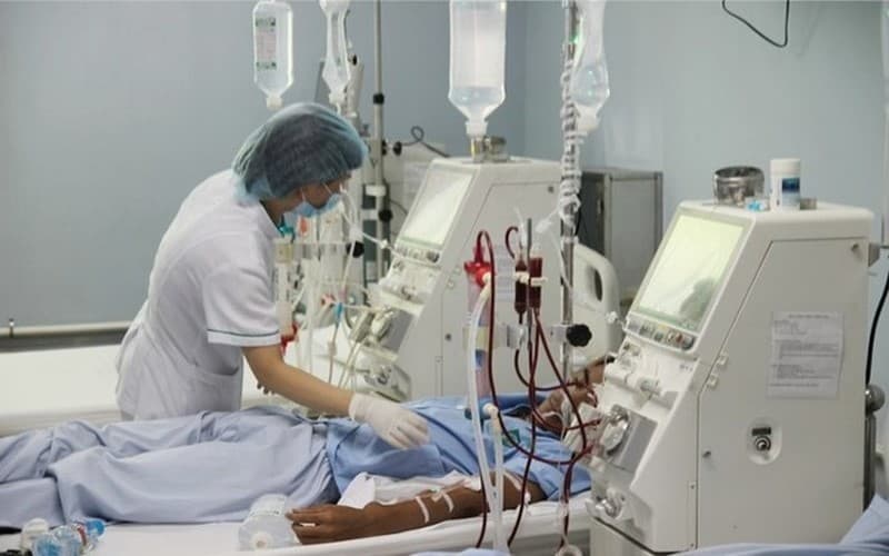 vancomycin chỉnh liều suy thận