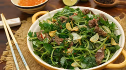 Suy thận ăn rau càng cua được không?