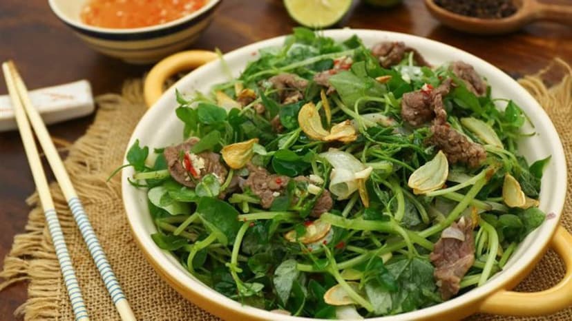 Suy thận ăn rau càng cua được không?