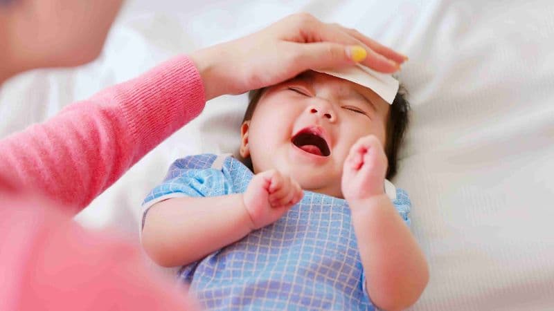 Triệu chứng sốt xuất huyết ở trẻ em 1 tuổi