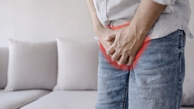 Viêm nang lông vùng kín nam giới có phải bệnh xã hội không?