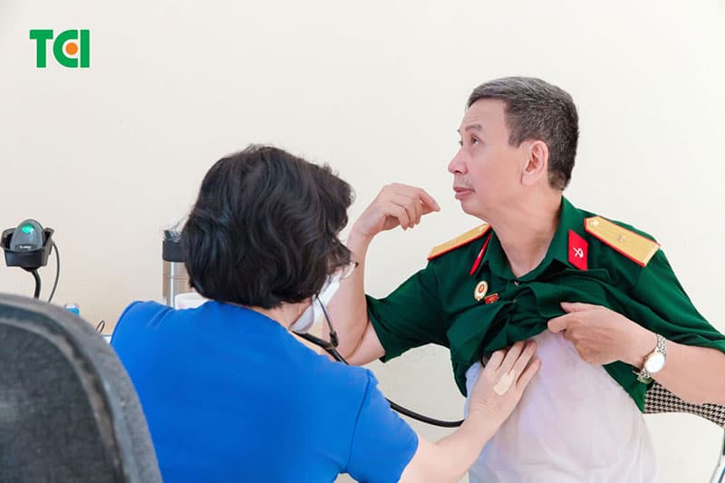 Thu Cúc TCI tri ân Cựu chiến binh phường Lê Thanh Nghị