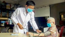 Chủ động chăm sóc sức khỏe với bác sĩ xét nghiệm tại nhà ở Xuân Phương