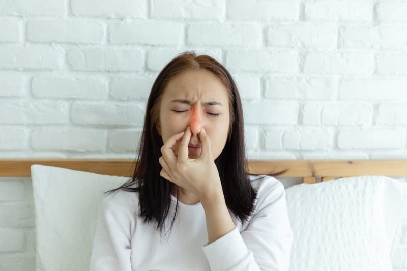 dấu hiệu ung thư vòm họng nữ