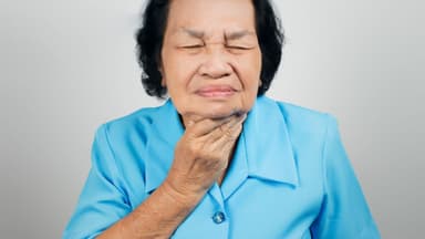 Các bệnh lý tuyến giáp hay gặp ở người cao tuổi