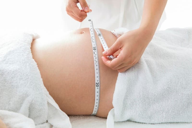 chu vi vòng bụng thai nhi lớn có sao không