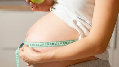 Chu vi vòng bụng thai nhi nói lên điều gì?