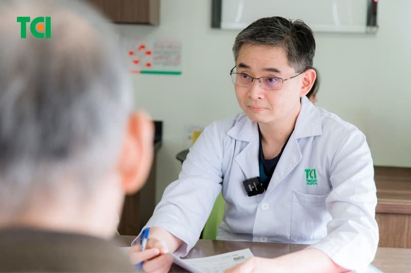 u thận có triệu chứng gì