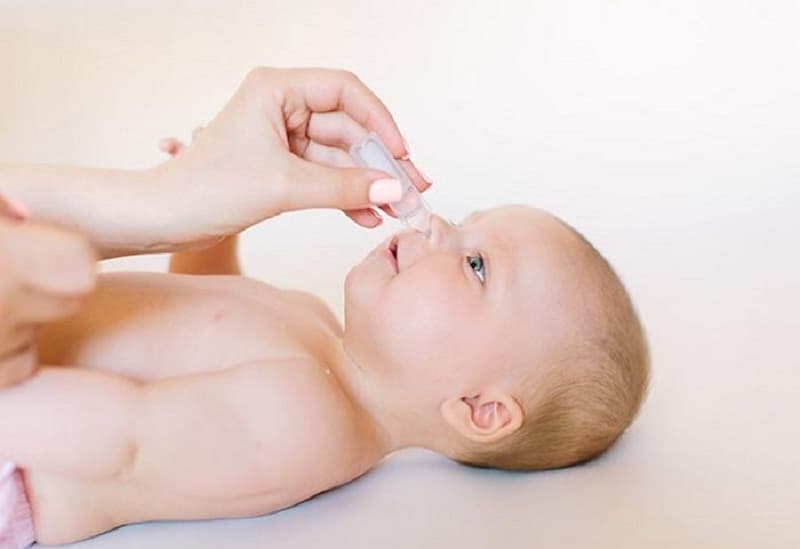 bé 2 tháng tuổi ngủ ngáy có sao không