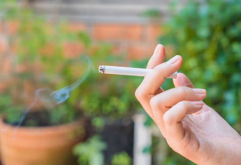 Lấy cao răng xong nên kiêng gì?
