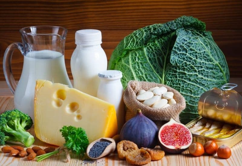 trẻ bị suy dinh dưỡng thấp còi phải làm sao