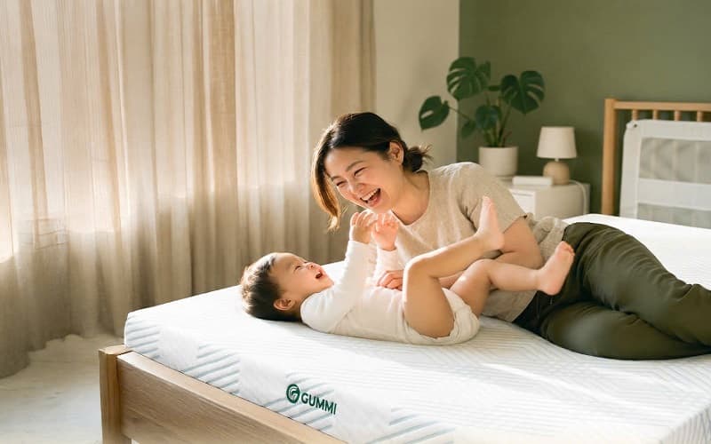 trẻ sơ sinh ngủ bao nhiêu tiếng 1 ngày
