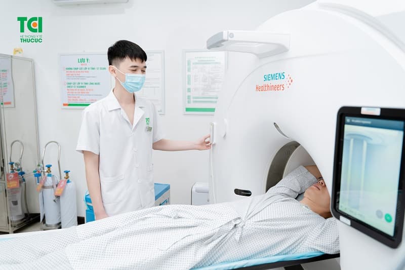 Gói có CT, MRI, nội soi gây mê hoặc nhiều xét nghiệm chuyên biệt thường có giá cao hơn