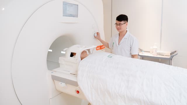 Chi phí tầm soát ung thư tại Việt Nam