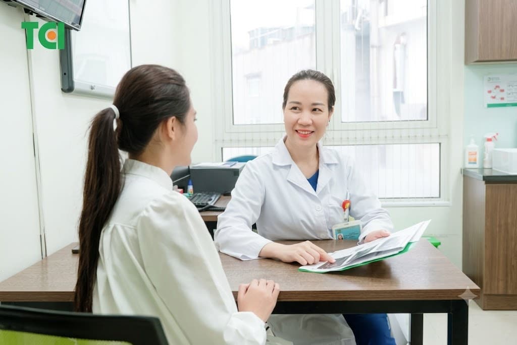 Đội ngũ bác sĩ Sản phụ khoa tại Thu Cúc TCI 286 Thụy Khuê được đào tạo bài bản, thăm khám và tư vấn hướng điều trị dựa trên tình trạng cụ thể của từng người bệnh.