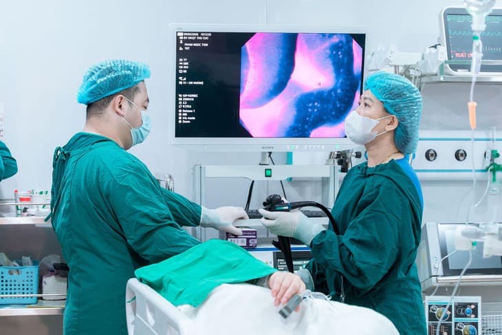 Hệ thống nội soi hiện đại phục vụ nhu cầu thăm khám của người dân địa phương