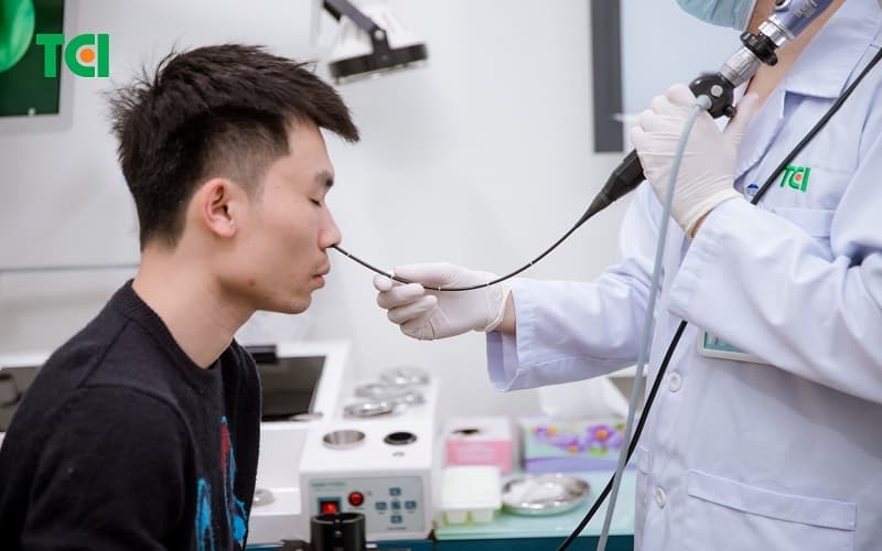 Những bất thường kéo dài hoặc xuất hiện đột ngột ở tai, mũi, họng cần được kiểm tra sớm